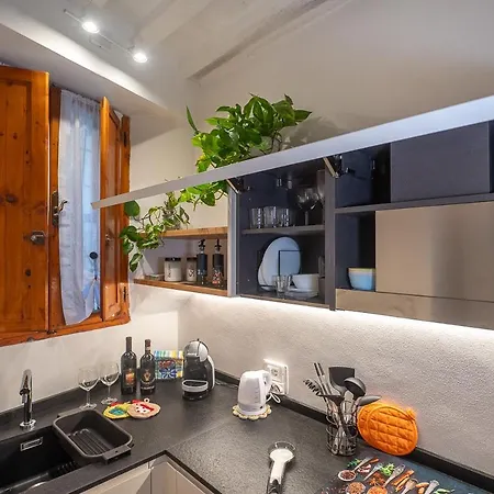 شقة La Nicchia Apartment- Centralissimo