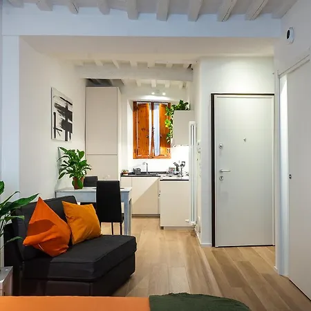 Апартаменты La Nicchia Apartment- Centralissimo *